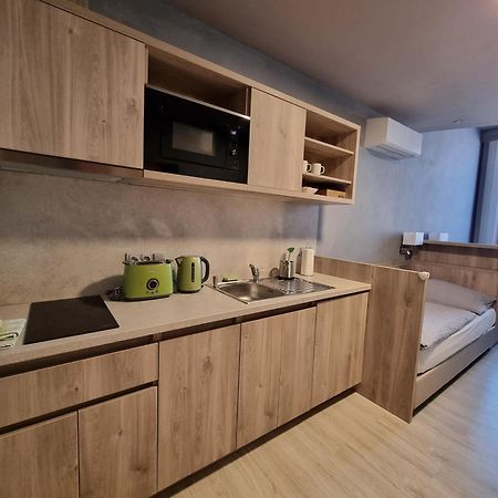 Apartmany Etenia Kadan Exterior photo